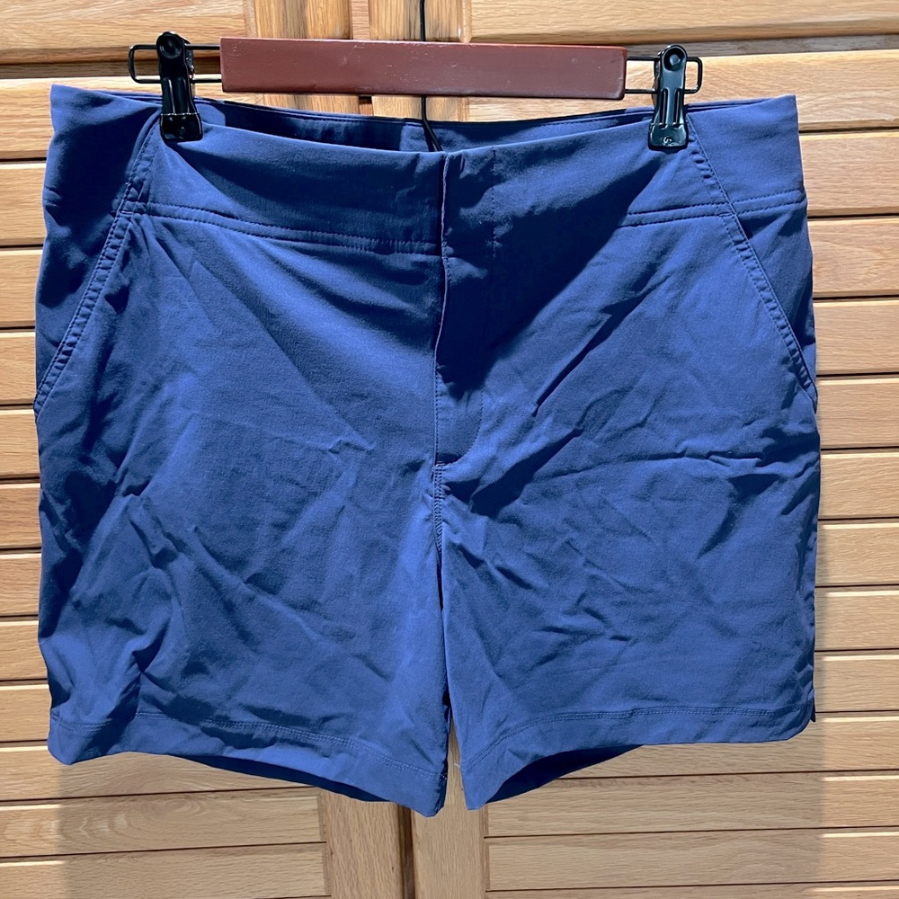 Women’s Columbia shorts NWOT